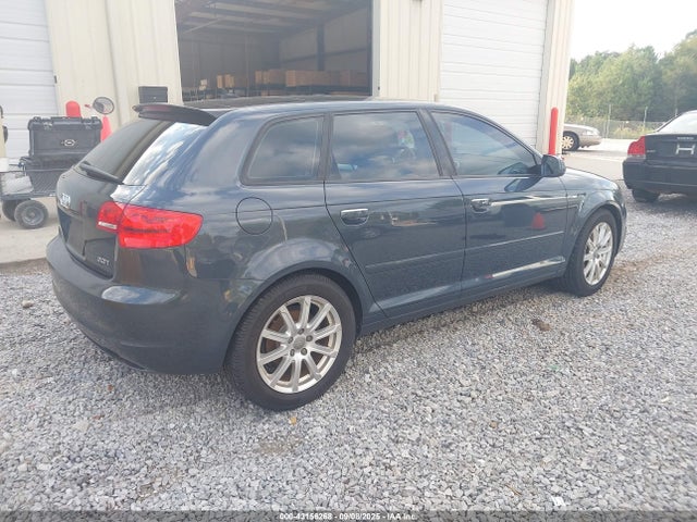 2011 AUDI A3 WAUKFAFM1BA068406 Photo 3