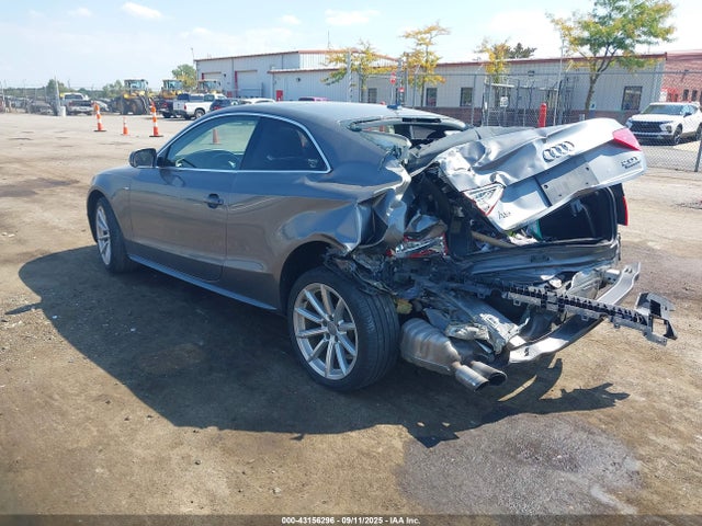 2016 AUDI A5 WAUD2AFR9GA031692 Photo 2