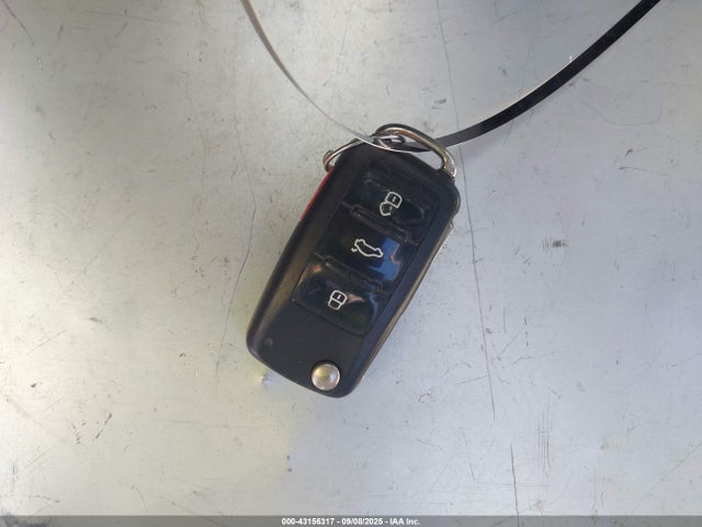Volkswagen 2014 2014 3VWPL7AJ2EM607041 Image 11