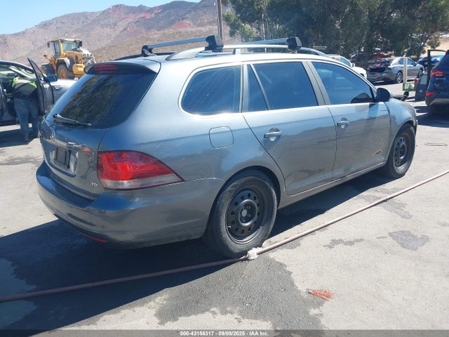 Volkswagen 2014 2014 3VWPL7AJ2EM607041 Image 4