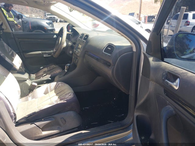 Volkswagen 2014 2014 3VWPL7AJ2EM607041 Image 5