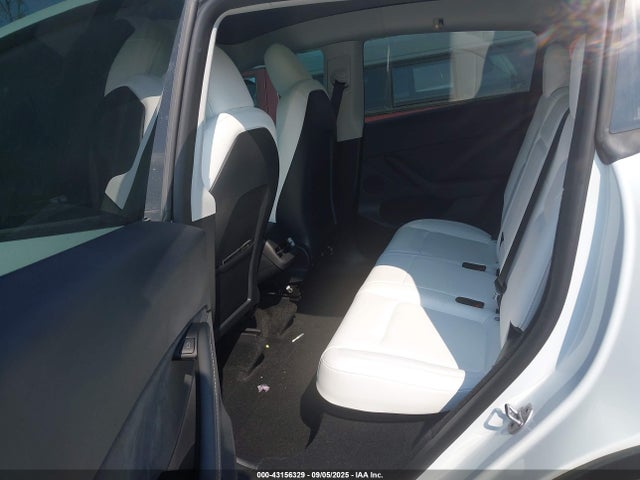 2023 TESLA MODEL Y 7SAYGDEF3PF804018 Photo 7