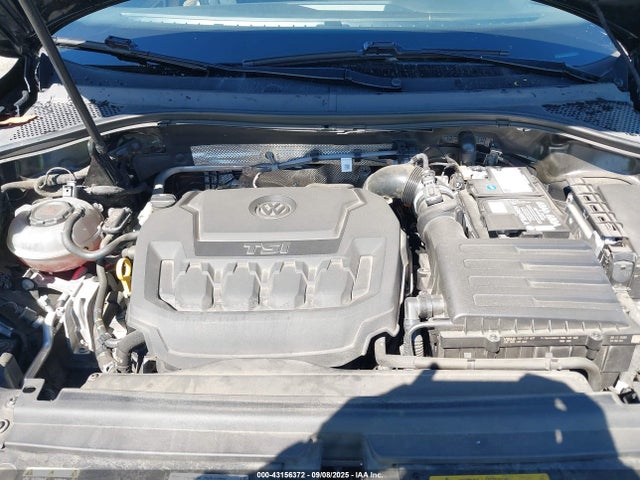 Volkswagen Tiguan 2021 3VV1B7AX6MM044785 Image 10
