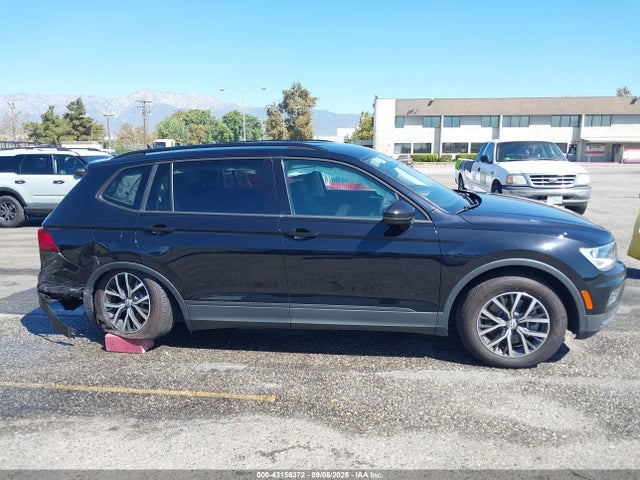 Volkswagen Tiguan 2021 3VV1B7AX6MM044785 Image 13
