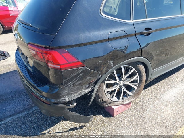 Volkswagen Tiguan 2021 3VV1B7AX6MM044785 Image 6