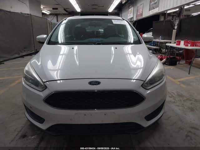 Ford Focus 2016 1FADP3F28GL348490 Image 12