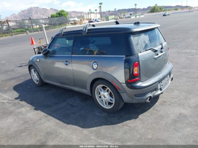 2010 MINI COOPER S CLUBMAN WMWMM3C58ATP94726 Photo 2