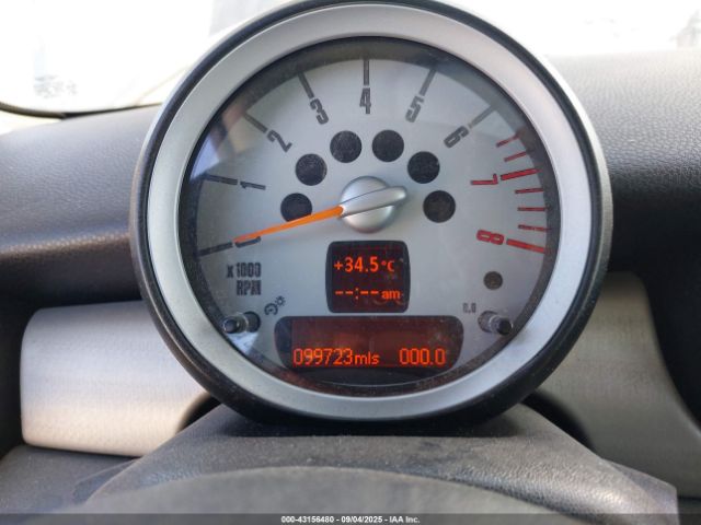 2010 MINI COOPER S CLUBMAN WMWMM3C58ATP94726 Photo 6