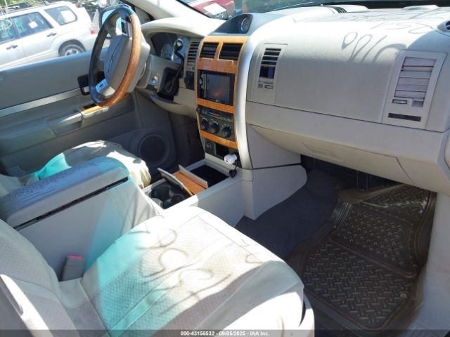 2008 CHRYSLER ASPEN 1A8HW58228F104138 Photo 4