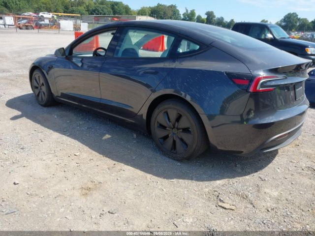 2025 TESLA MODEL 3 5YJ3E1EB8SF017051 Photo 2