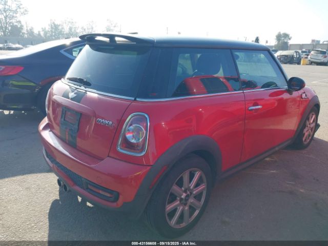 2011 MINI COOPER S WMWSV3C55BTY14663 Photo 3