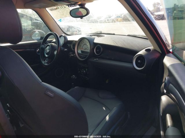 2011 MINI COOPER S WMWSV3C55BTY14663 Photo 4