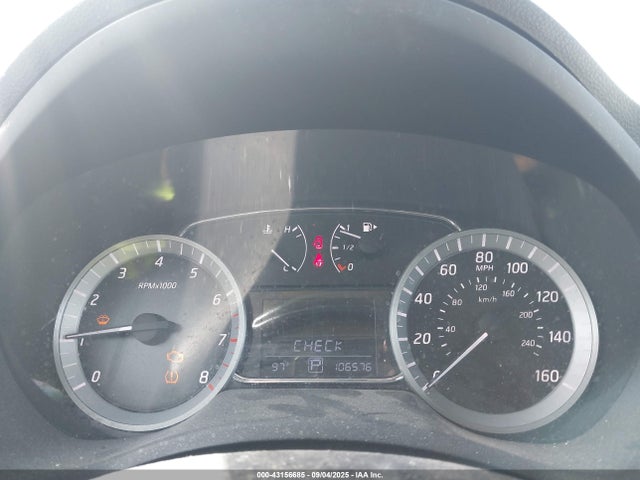Nissan 2014 2014 3N1AB7AP5EY319767 Image 7