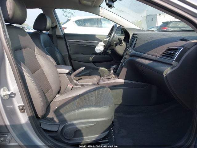 Hyundai Elantra 2017 5NPD84LF3HH150975 Image 5
