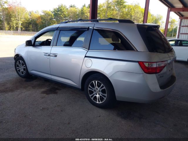 2011 HONDA ODYSSEY 5FNRL5H46BB026965 Photo 2