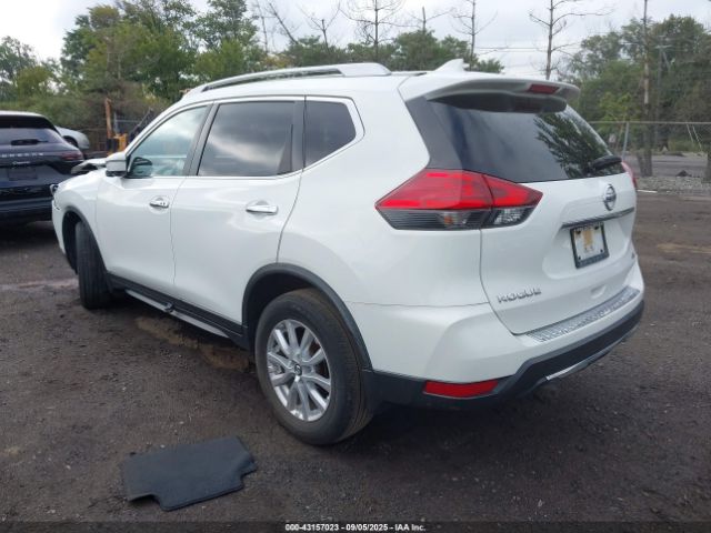 2017 NISSAN ROGUE JN8AT2MV2HW015898 Photo 2