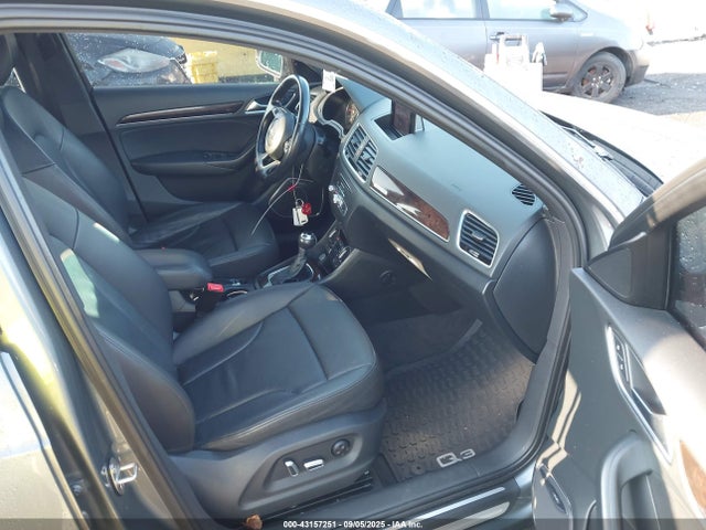 2016 AUDI Q3 WA1GFCFS3GR021660 Photo 4
