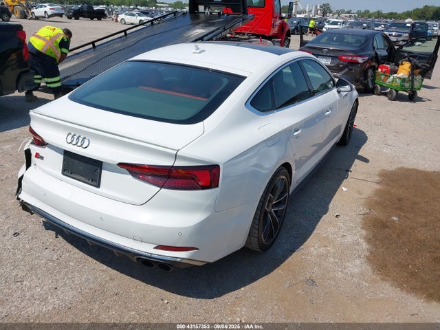 2018 AUDI S5 WAUC4CF53JA112130 Photo 3
