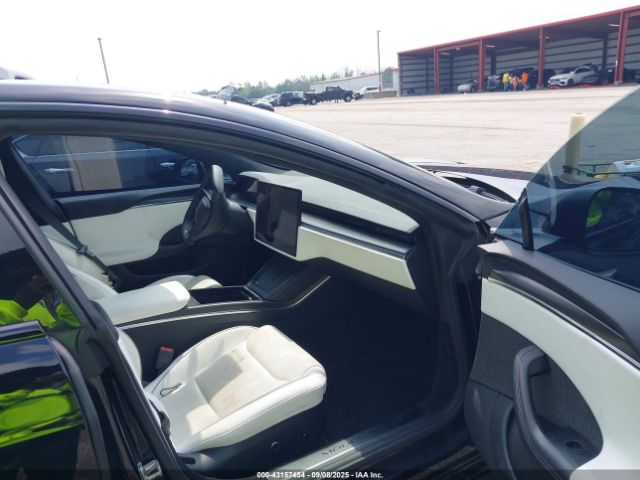2021 TESLA MODEL S 5YJSA1E68MF453413 Photo 4