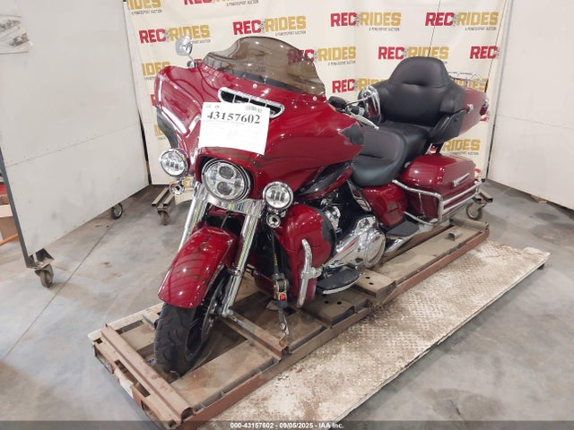 43157602 :رقم المزاد ، 1HD1KEF13LB620943 vin ، 2020 Harley-davidson Flhtk مزاد بيع