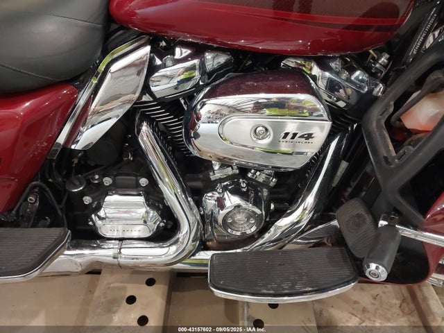43157602 :رقم المزاد ، 1HD1KEF13LB620943 vin ، 2020 Harley-davidson Flhtk مزاد بيع