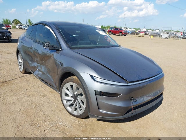 2026 TESLA MODEL Y 7SAYGDEE7TA405272 Photo 0