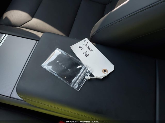 2026 TESLA MODEL Y 7SAYGDEE7TA405272 Photo 10