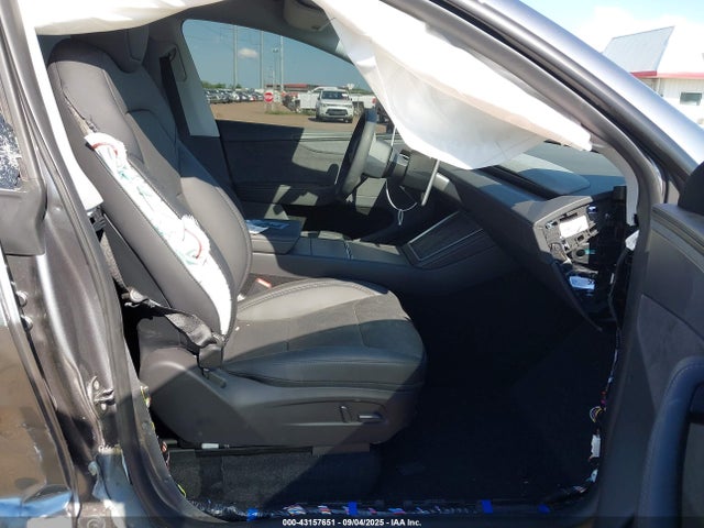 2026 TESLA MODEL Y 7SAYGDEE7TA405272 Photo 4
