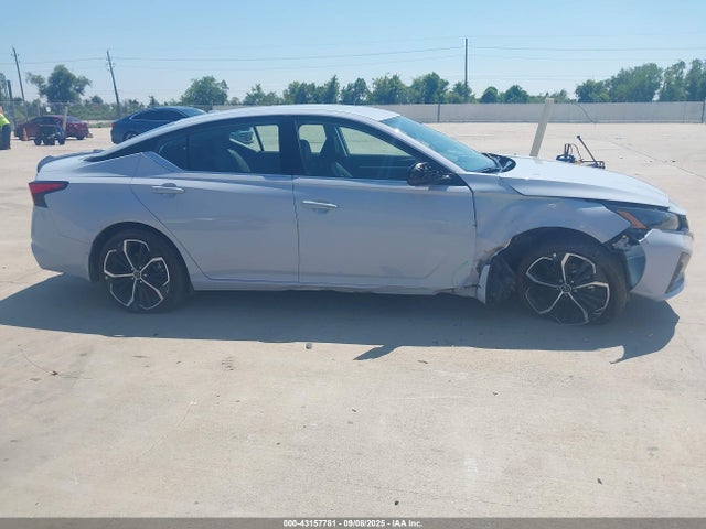 Nissan Altima 2025 1N4BL4CV5SN329822 Image 13