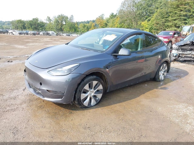 2023 TESLA MODEL Y 7SAYGAEE5PF829394 Photo 1