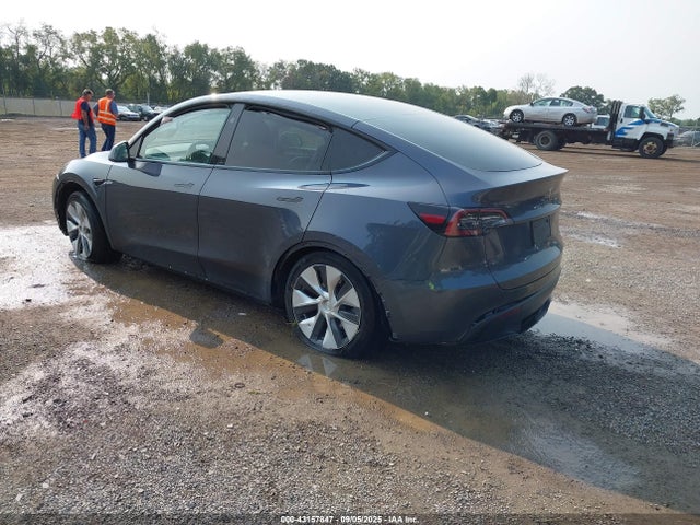 2023 TESLA MODEL Y 7SAYGAEE5PF829394 Photo 2