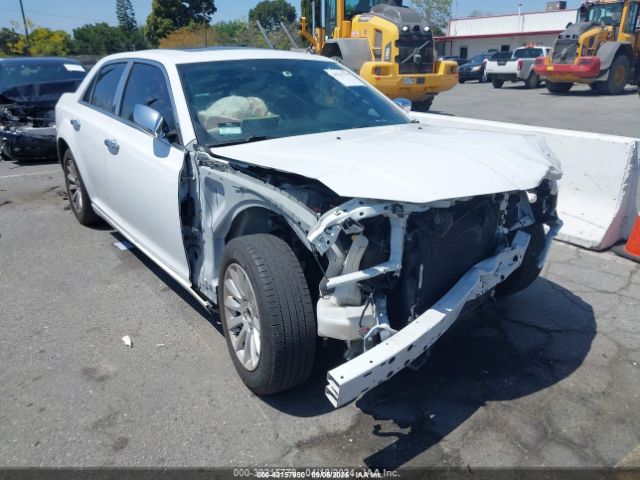 2014 CHRYSLER 300 2C3CCAAGXEH380526 Photo 0