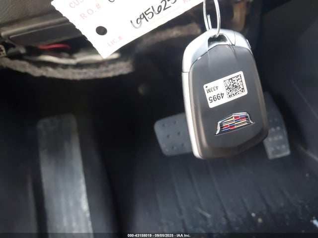 2021 CADILLAC XT5 1GYKNCRS4MZ164525 Photo 10