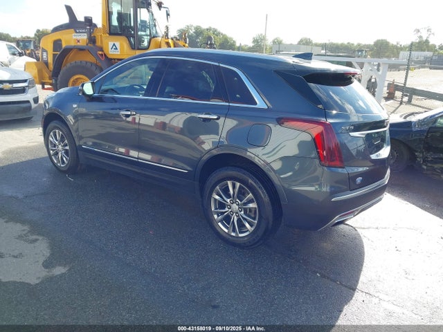 2021 CADILLAC XT5 1GYKNCRS4MZ164525 Photo 2