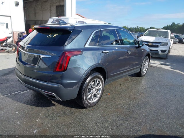 2021 CADILLAC XT5 1GYKNCRS4MZ164525 Photo 3