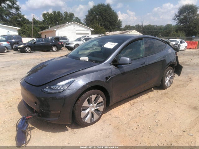 2021 TESLA MODEL Y 5YJYGDEEXMF300985 Photo 1