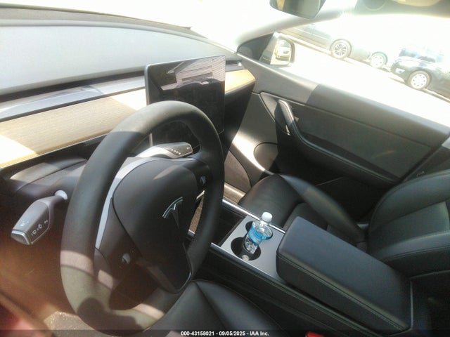 2021 TESLA MODEL Y 5YJYGDEEXMF300985 Photo 6