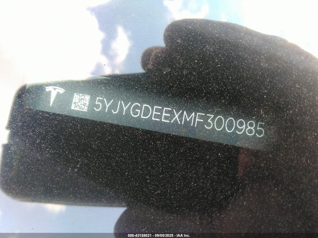 2021 TESLA MODEL Y 5YJYGDEEXMF300985 Photo 8