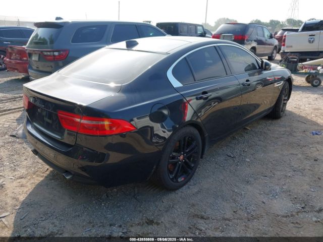 2017 JAGUAR XE SAJAJ4BV1HA976202 Photo 3
