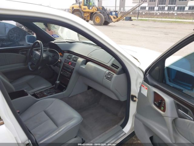 1997 MERCEDES-BENZ E 320 WDBJF55F6VJ030116 Photo 4