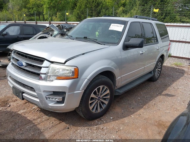 Ford Expedition 2015 1FMJU1HT5FEF31814 Image 2