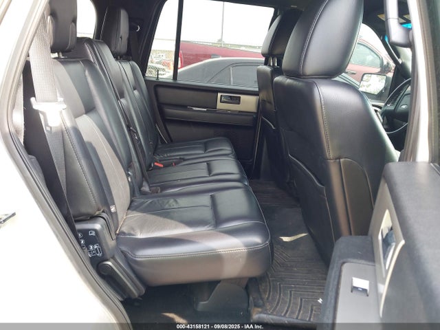 Ford Expedition 2015 1FMJU1HT5FEF31814 Image 8