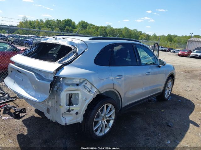 2019 PORSCHE CAYENNE WP1AA2AY5KDA06792 Photo 3