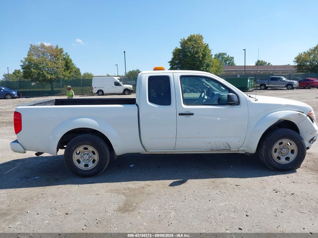 Nissan Frontier 2016 1N6BD0CT8GN717288 Image 13