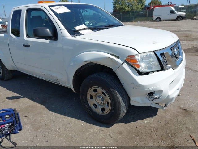Nissan Frontier 2016 1N6BD0CT8GN717288 Image 6