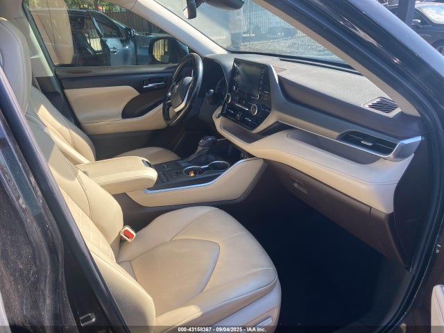 5TDGZRAH5NS111001 Toyota 2gr-fks
