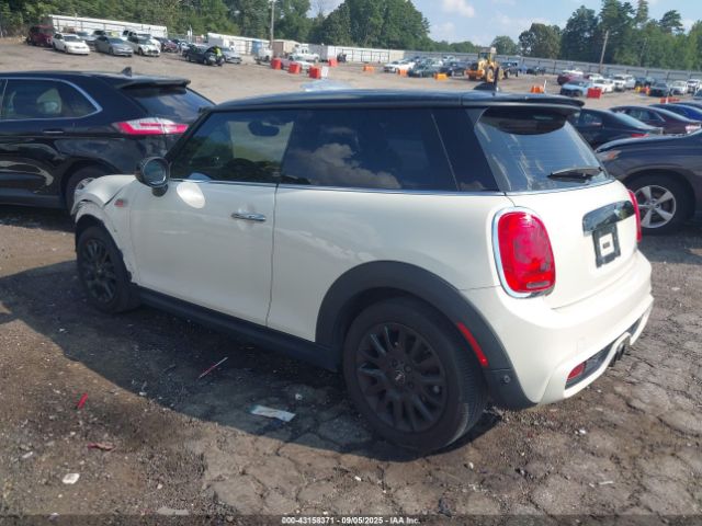 2016 MINI HARDTOP WMWXP7C53G3B92582 Photo 2
