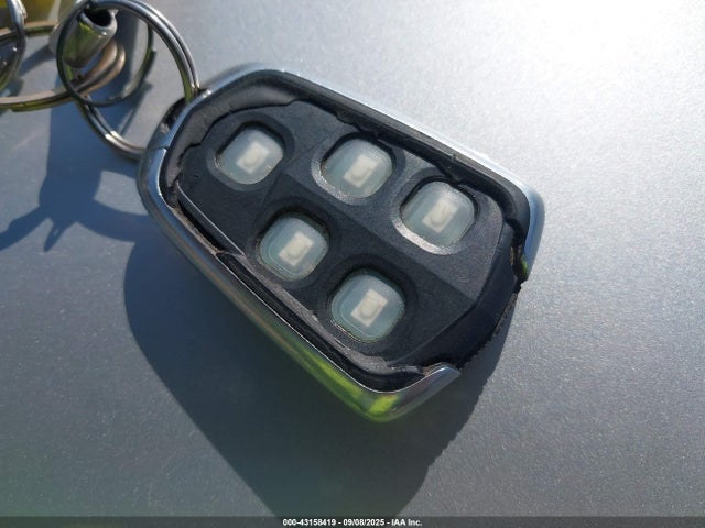 2017 CADILLAC XT5 1GYKNBRS8HZ191565 Photo 10