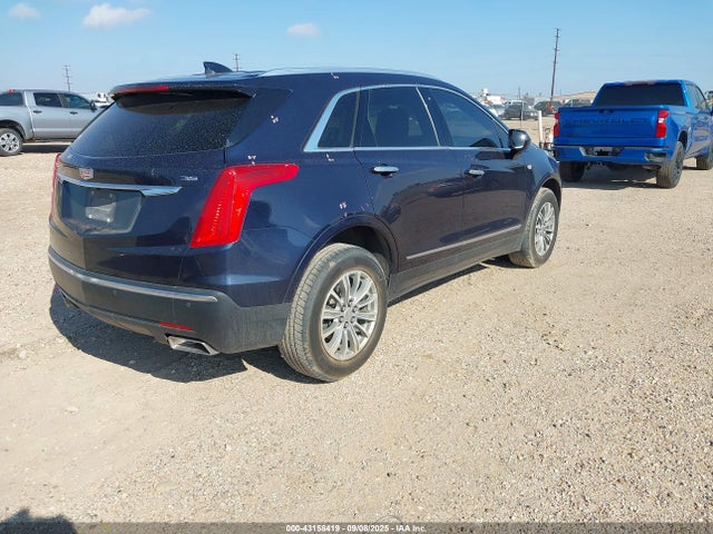 2017 CADILLAC XT5 1GYKNBRS8HZ191565 Photo 3