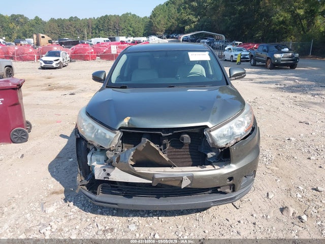 Toyota 2gr-fe 2015 5TDZKRFHXFS070565 Image 13